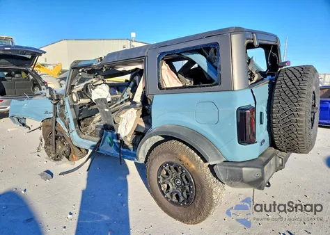 2021 Ford Bronco Base z USA, uszkodzony, nr VIN 1FMEE5DPXMLB06273